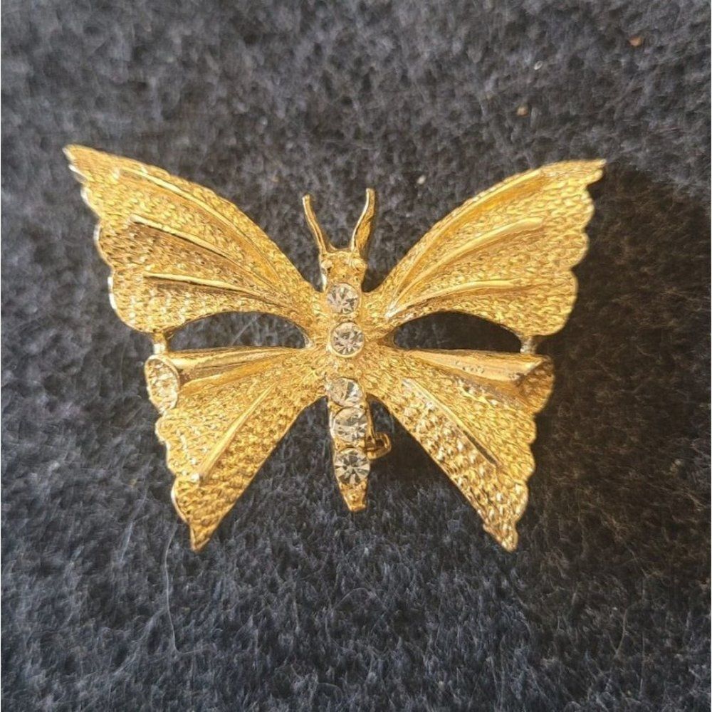 Vtg 1980s Gerrys Brooch Lapel Pin Butterfly Clear Rhinestones Gold Tone Metal